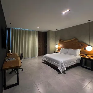 Hotel Zelva Negra